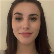 ¿Buscas clases particulares de inglés? Hola, soy Irene, estudiante universitaria de diseño. He vivido un año en irlanda y también he pasado allí varios veranos. Tengo un nivel C1 de Cambridge. Imparto tanto clases de inglés conversación como de gramática